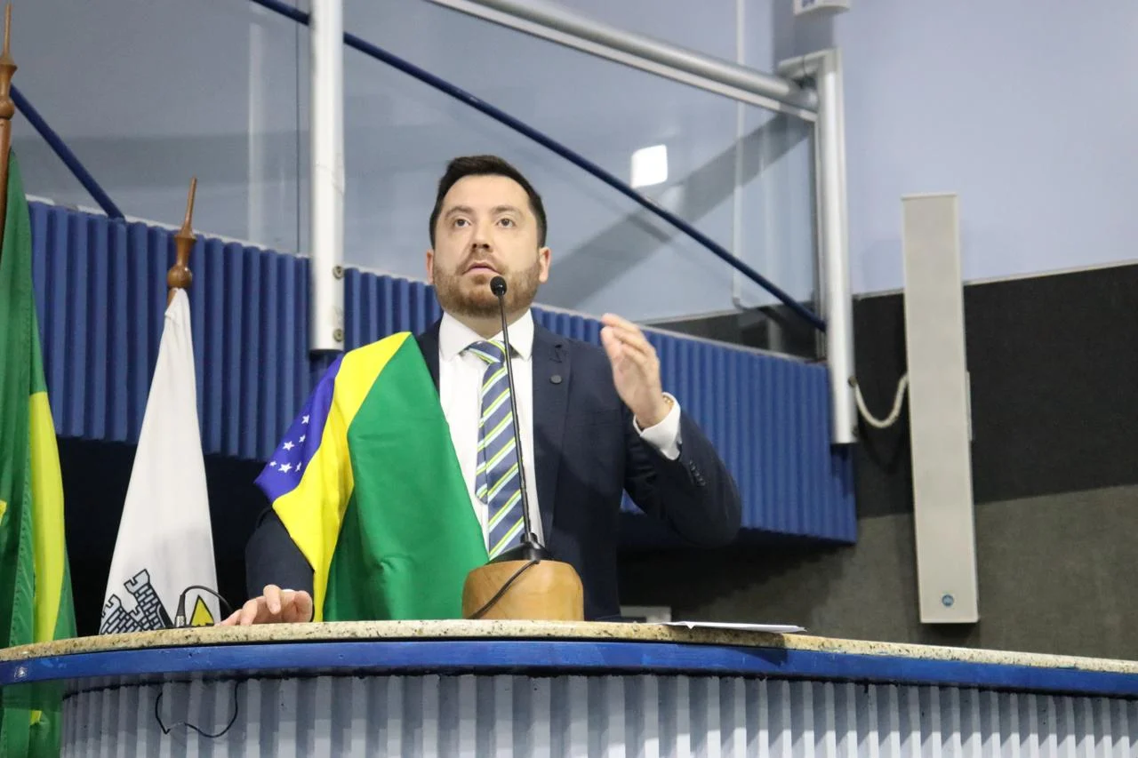 Armandinho comanda processo de cassação contra Baiano